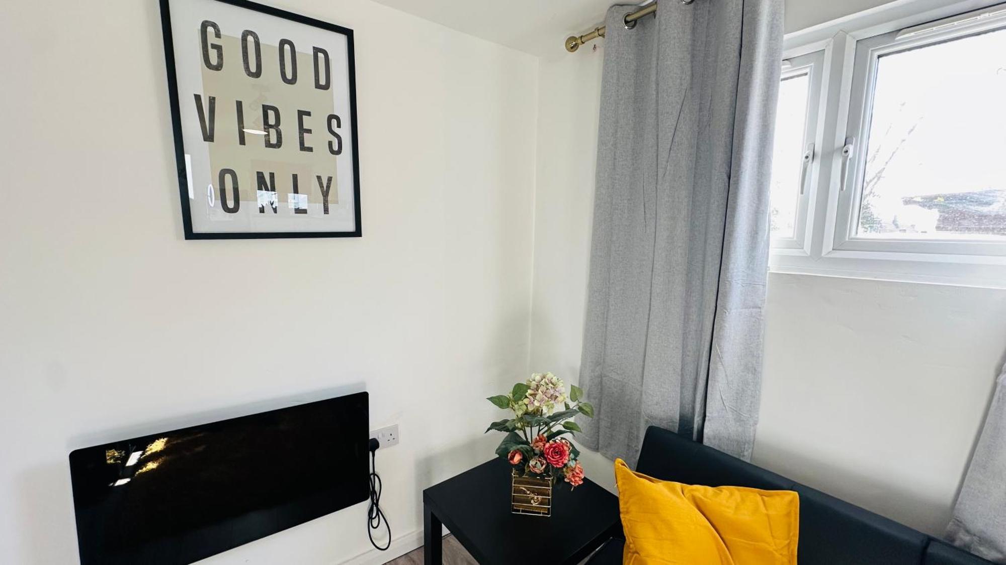 Cosy And Comfy Leilighet London Eksteriør bilde