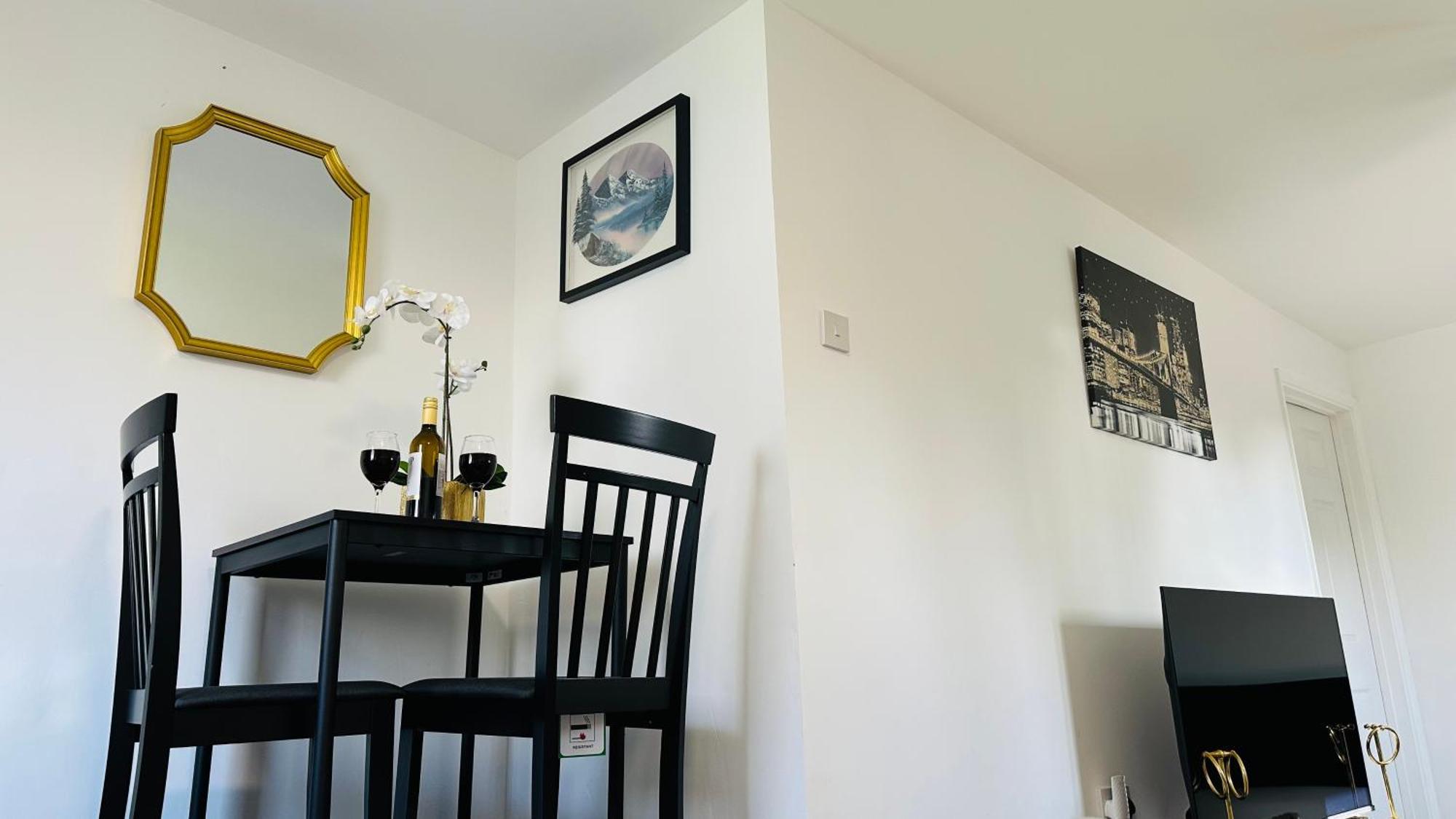 Cosy And Comfy Leilighet London Eksteriør bilde