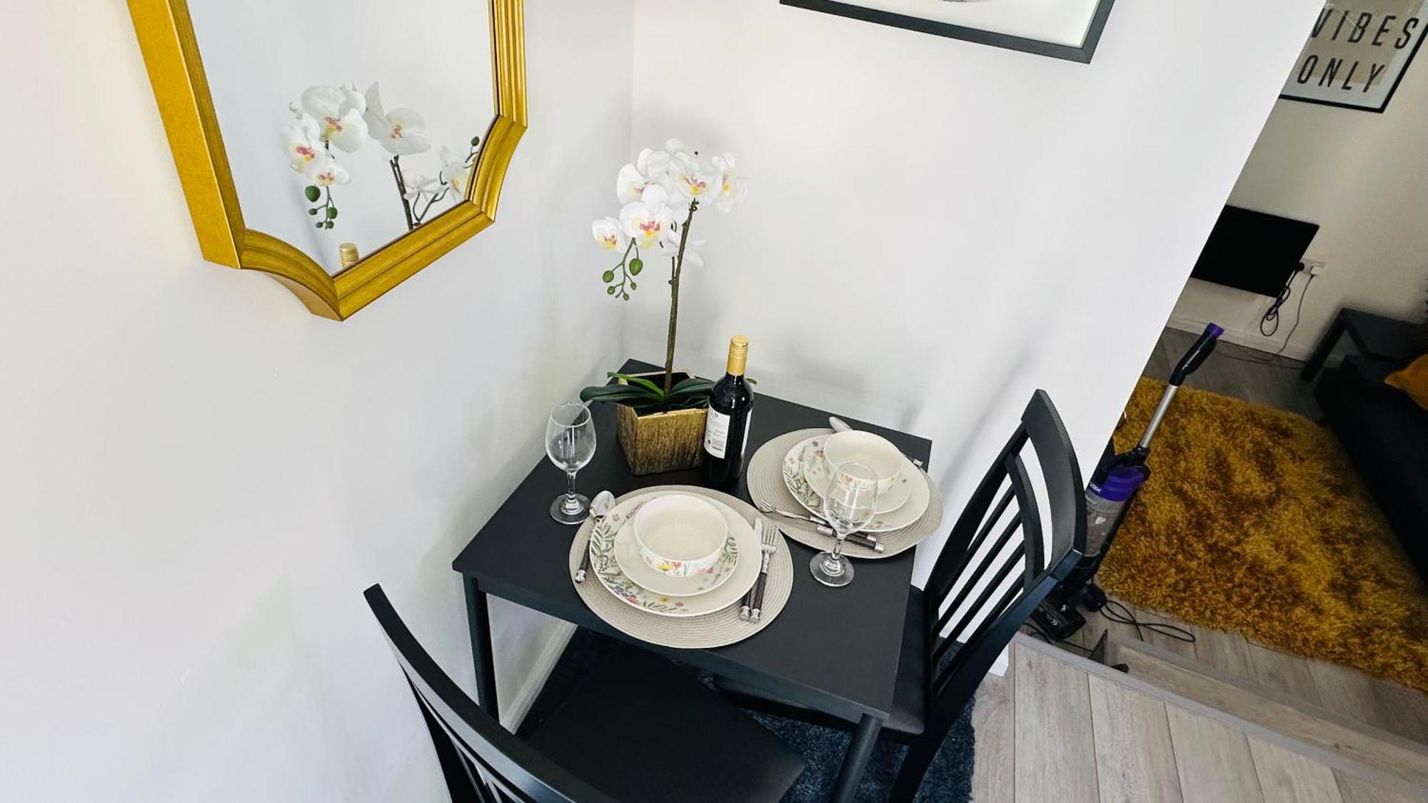 Cosy And Comfy Leilighet London Eksteriør bilde